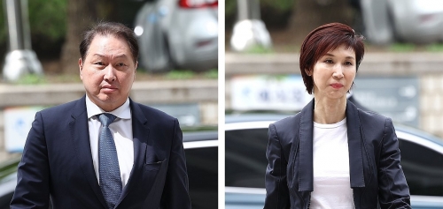 최태원·노소영 이혼소송 내달 선고…마지막 변론 나란히 출석